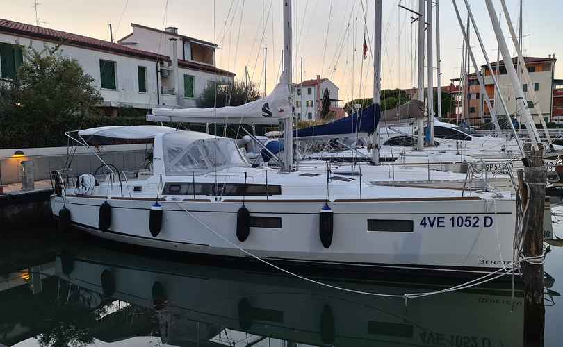 Photo Oceanis 38 (2019)