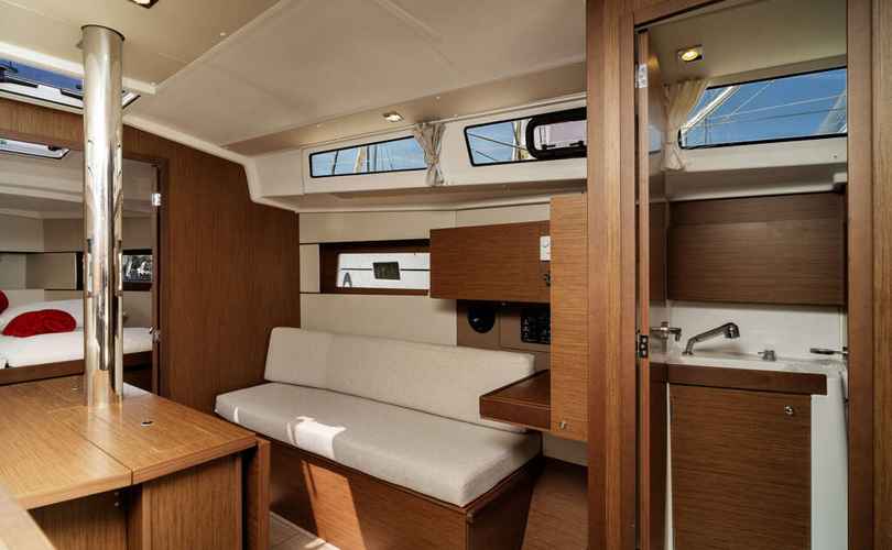 Photo Oceanis 38 (2021)