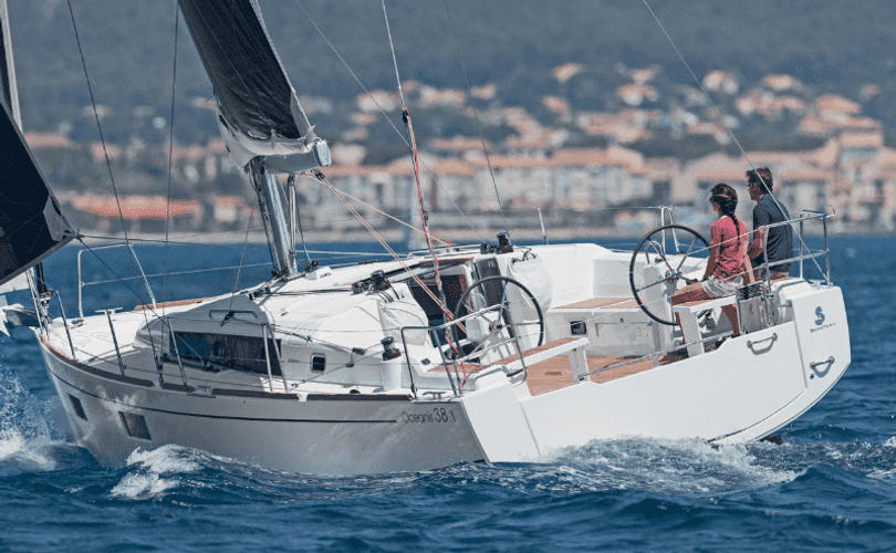Photo Oceanis 38 (2021)