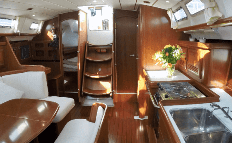 Oceanis 423