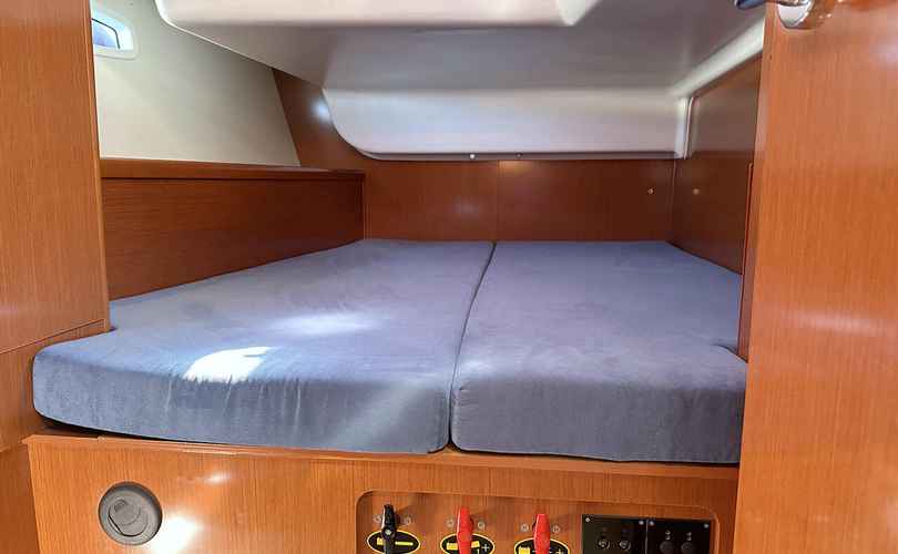 Photo Oceanis 43 (2011)