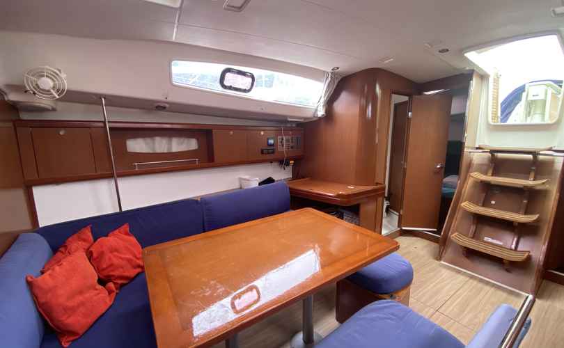 Photo Oceanis 43 (2011)