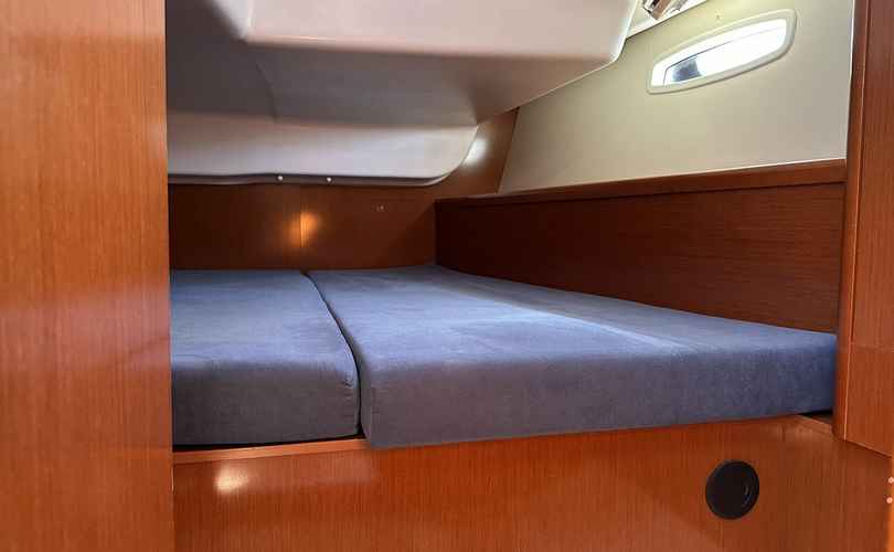 Photo Oceanis 43 (2011)