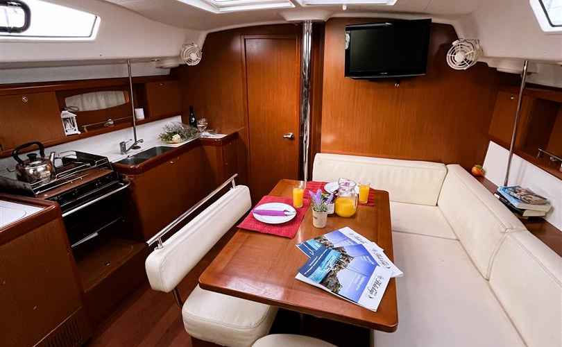 Photo Oceanis 43 (2010)
