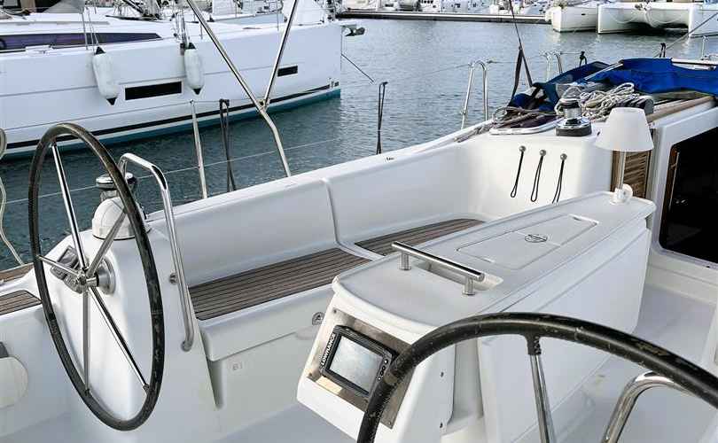 Photo Oceanis 43 (2010)