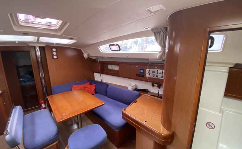 Photo Oceanis 43 (2011)
