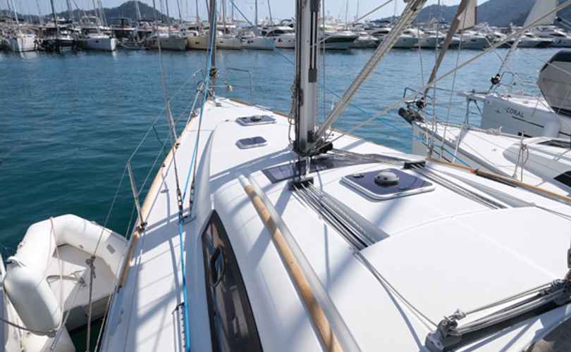 Photo Oceanis 43 (2011)