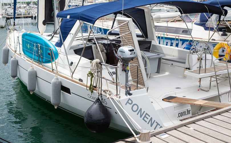 Oceanis 45
