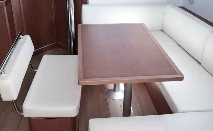 Oceanis 45