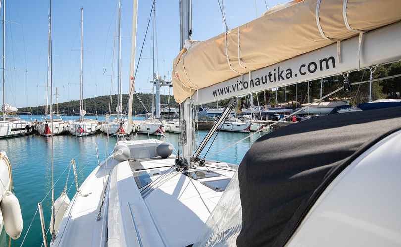 Oceanis 46.1