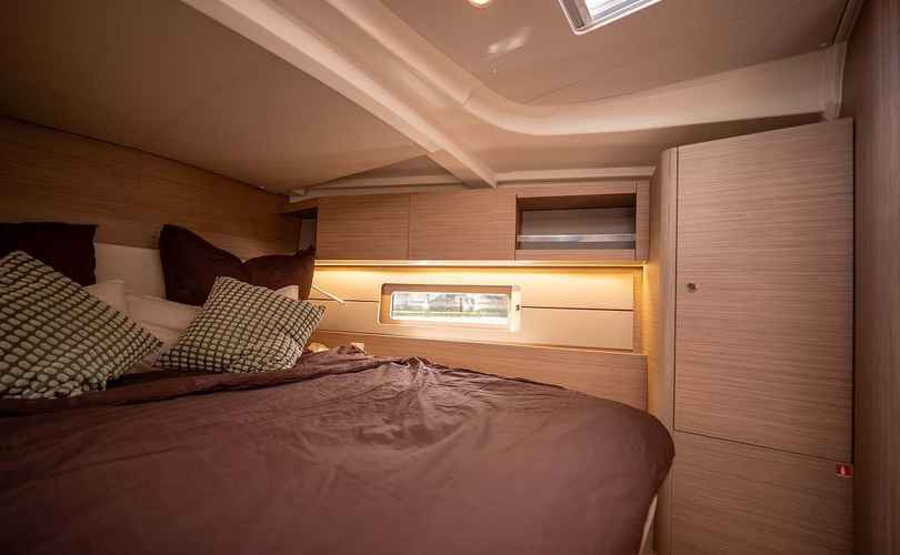 Oceanis 47