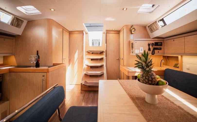 Oceanis 48