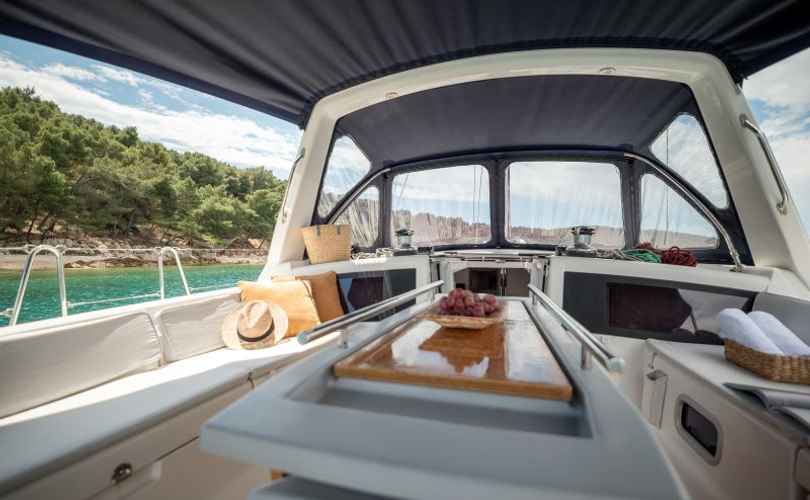 Oceanis 48