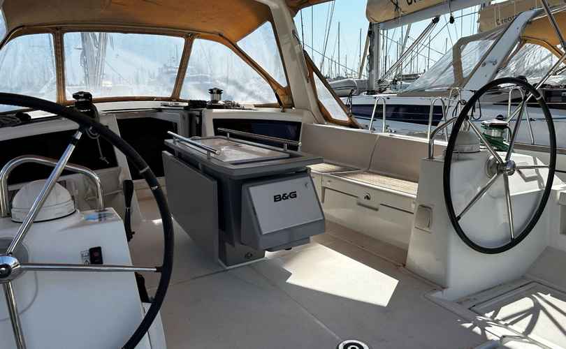 Oceanis 48