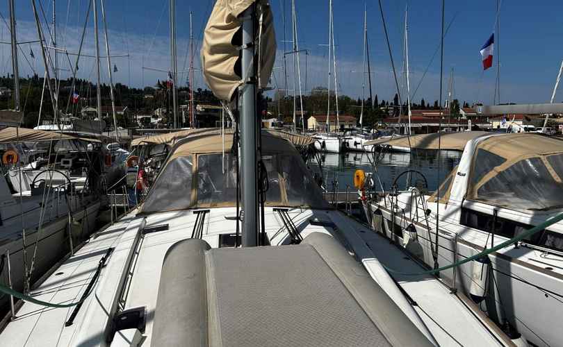 Oceanis 48