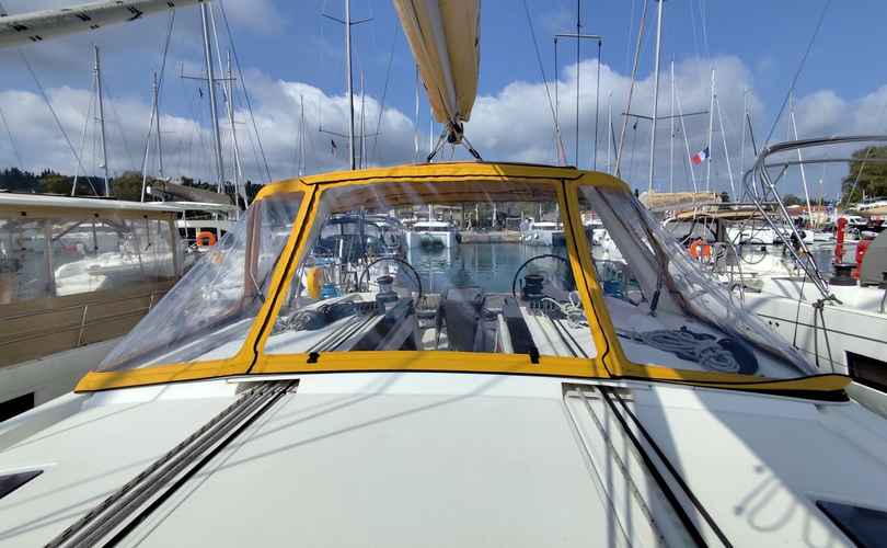 Oceanis 48