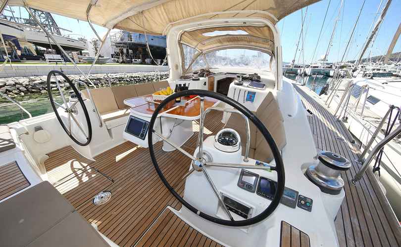 Photo Oceanis 50 Family (2011)