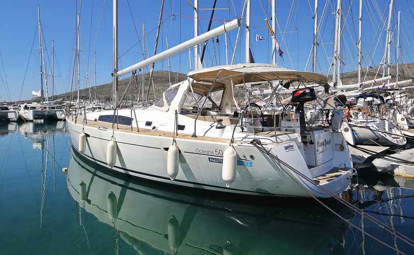 Photo Oceanis 50 Family (2011)
