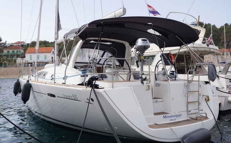 Photo Oceanis 50 Family (2012)