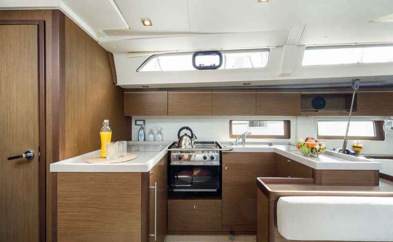 Oceanis 51.1