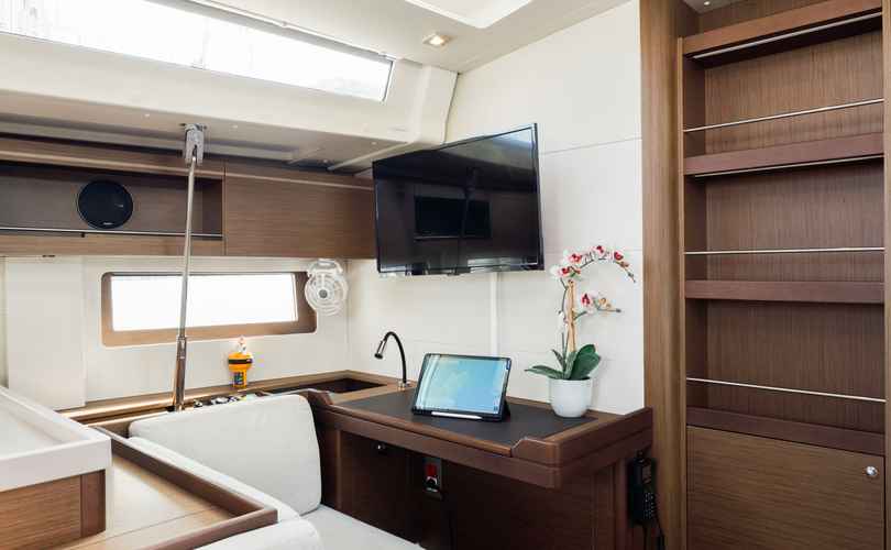 Oceanis 51.1