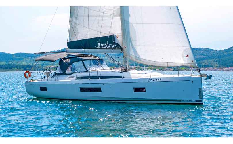 Oceanis 51.1