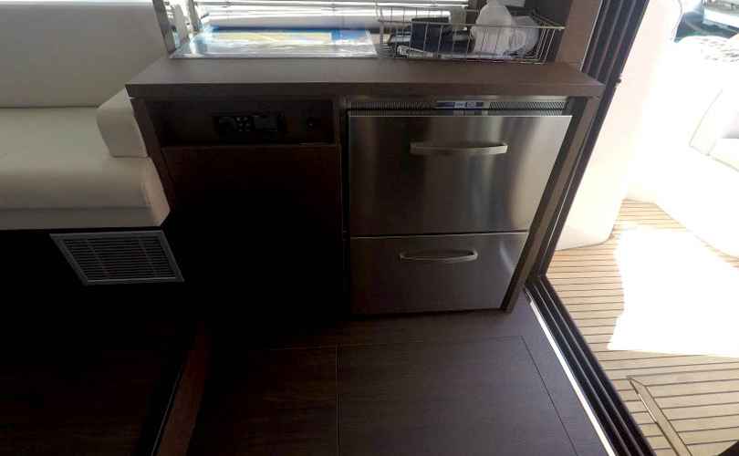 Photo Prestige 420 Fly (2022)