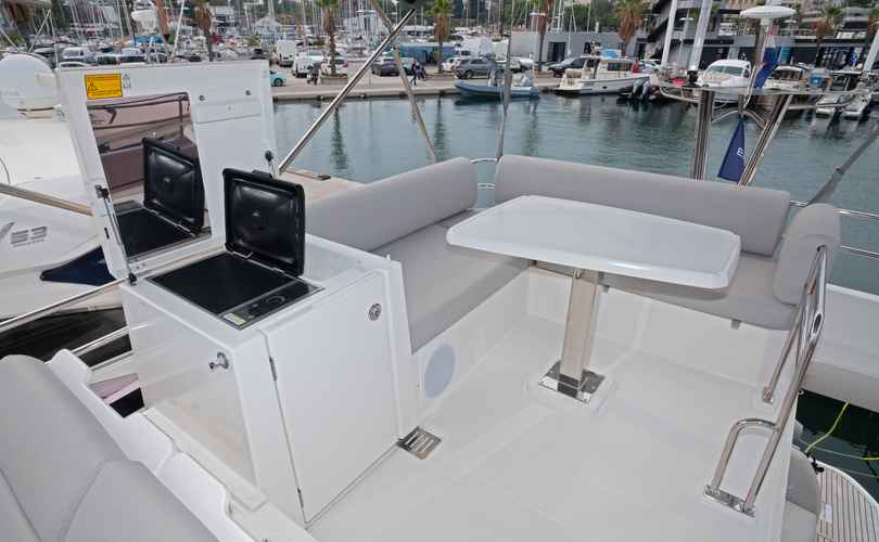 Photo Prestige 420 Fly (2025)