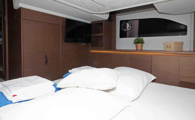 Photo Prestige 420 Fly (2025)