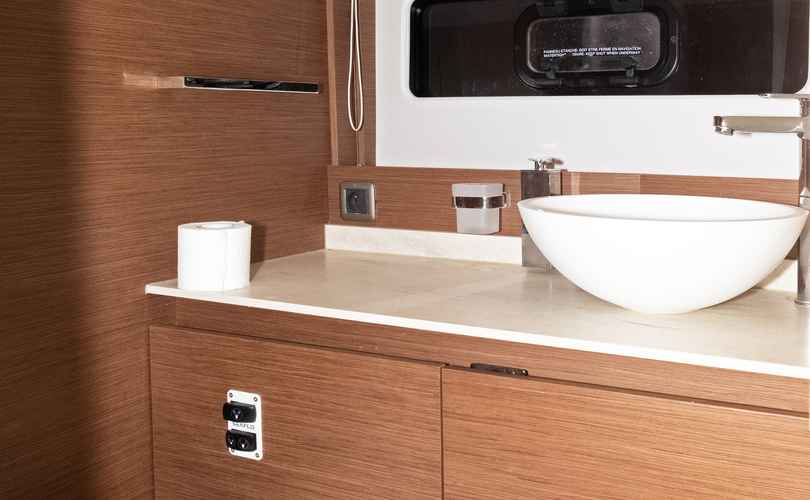 Photo Prestige 420 Fly (2025)