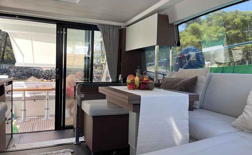 Photo Prestige 420 Fly (2025)