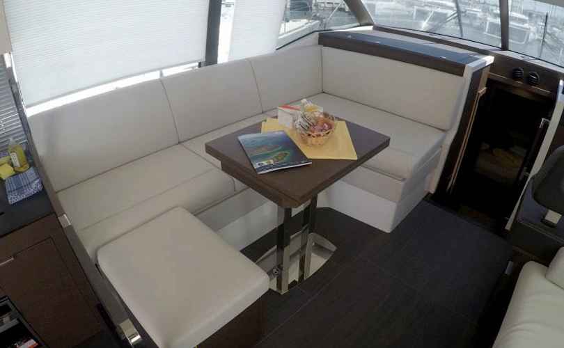Photo Prestige 420 Fly (2022)