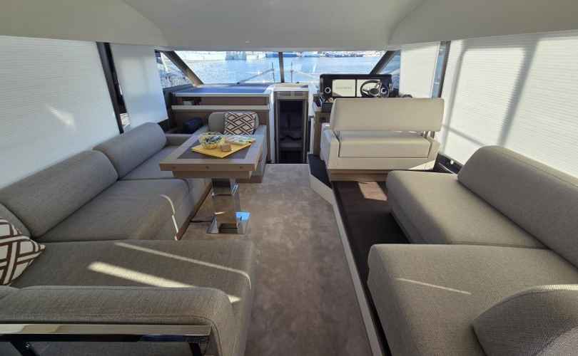 Photo Prestige 520 (2024)