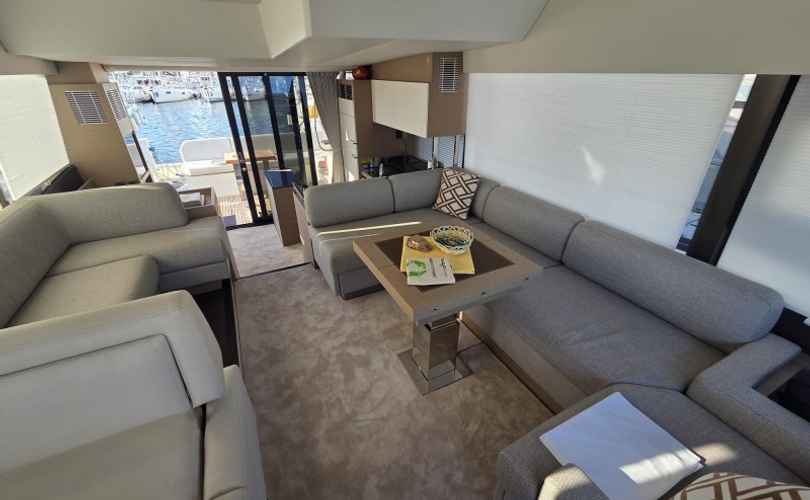 Photo Prestige 520 (2024)