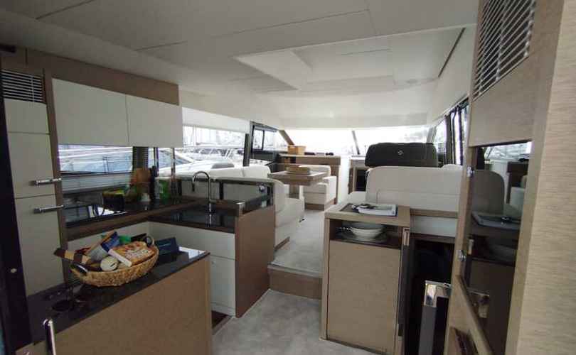 Photo Prestige 520 (2024)