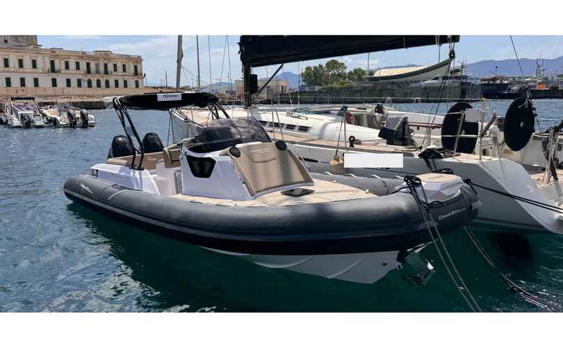 Cayman 28.0 Executive