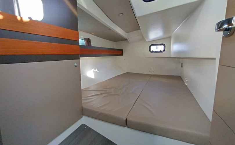 Photo RM 1070 (2016)