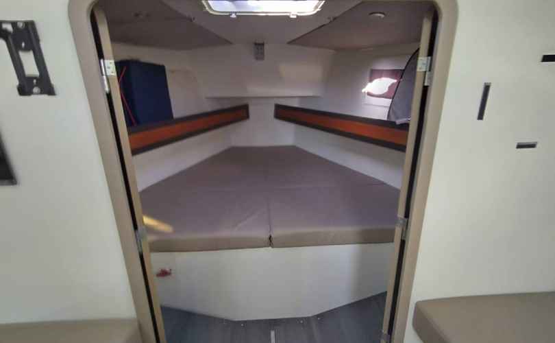 Photo RM 1070 (2016)