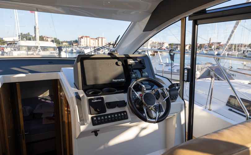 Photo Sealine C390 (2020)