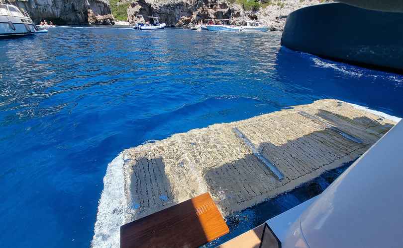 Photo Sealine C390 (2024)