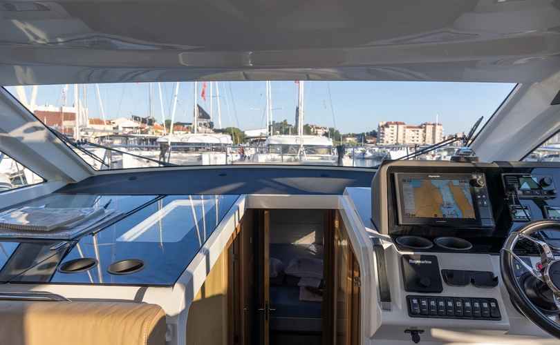 Photo Sealine C390 (2020)