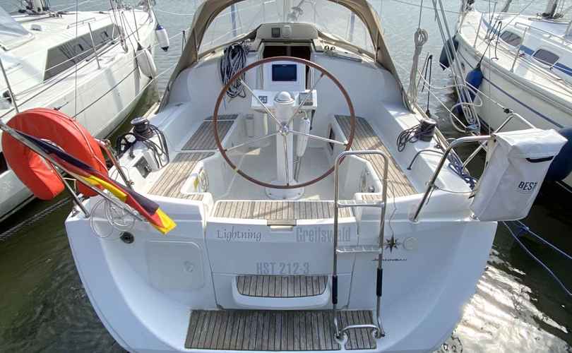 Sun Odyssey 30i