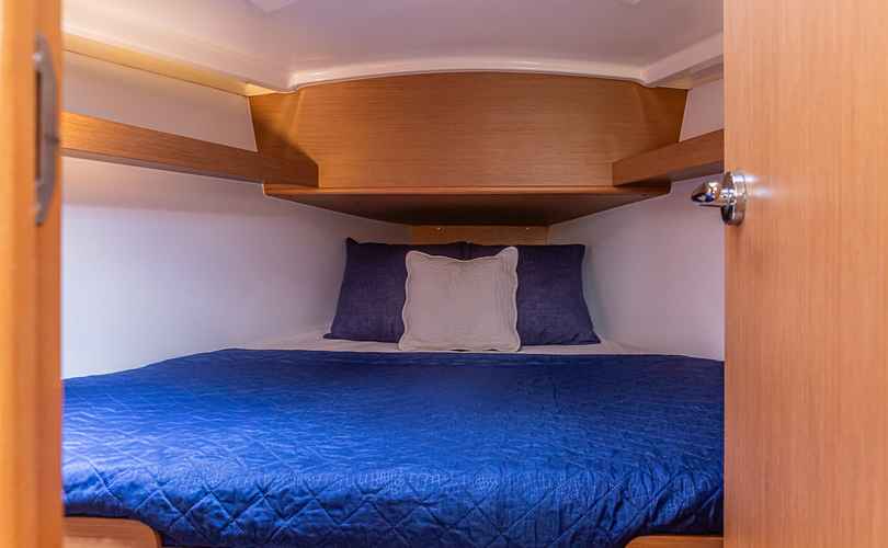 Sun Odyssey 319