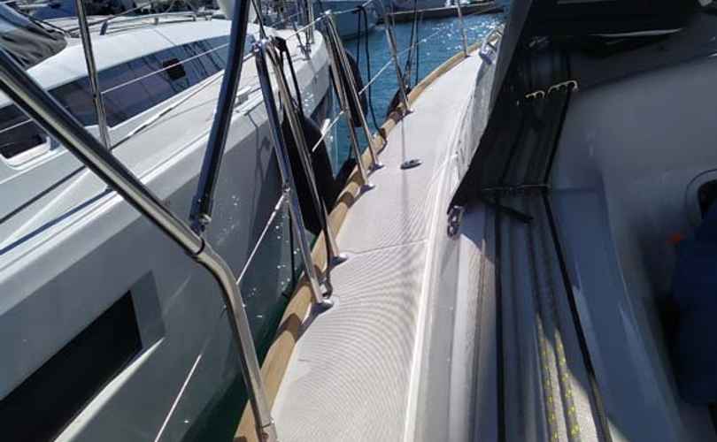 Sun Odyssey 349