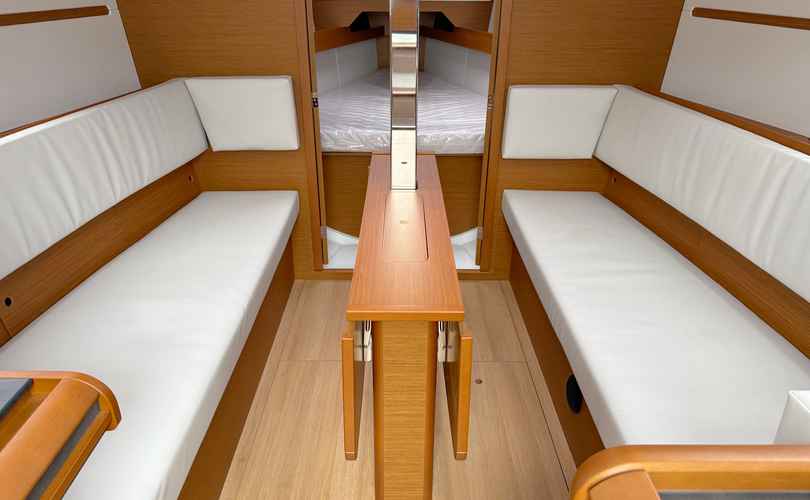 Sun Odyssey 349