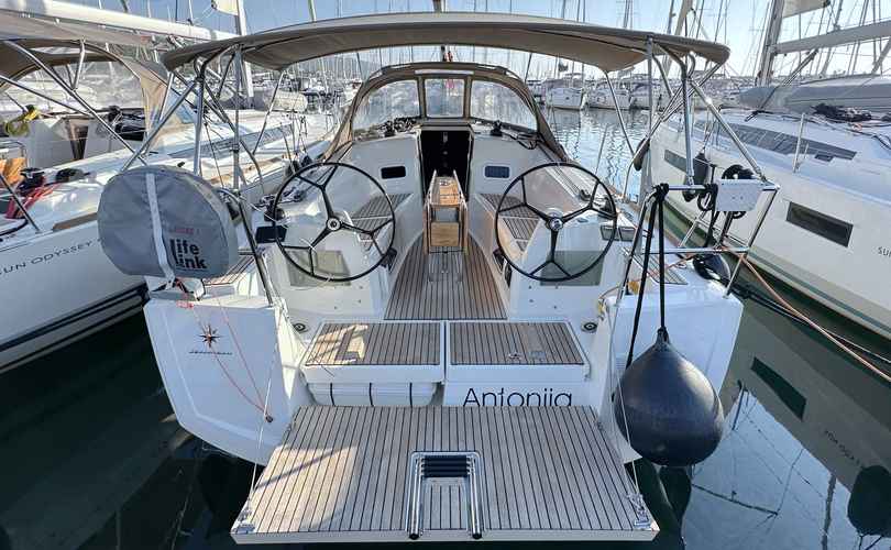 Sun Odyssey 349