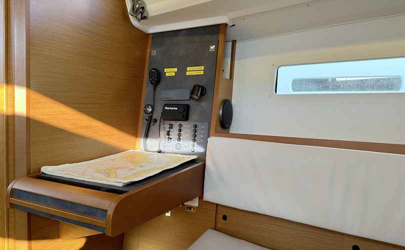 Sun Odyssey 349