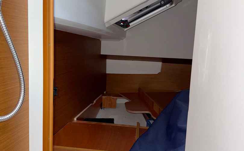 Sun Odyssey 349