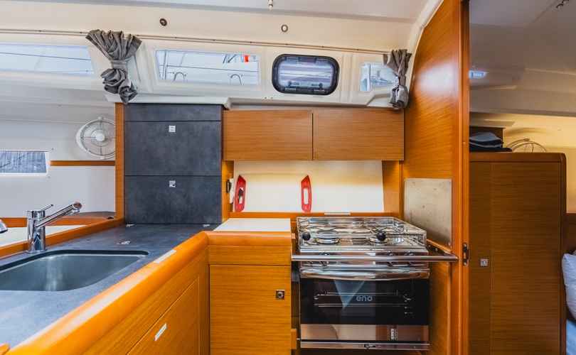 Photo Sun Odyssey 349 (2024)