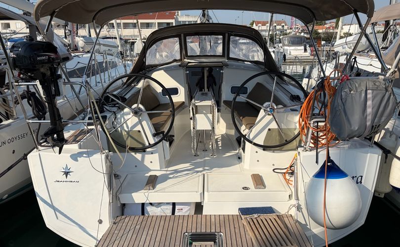 Photo Sun Odyssey 349 (2023)